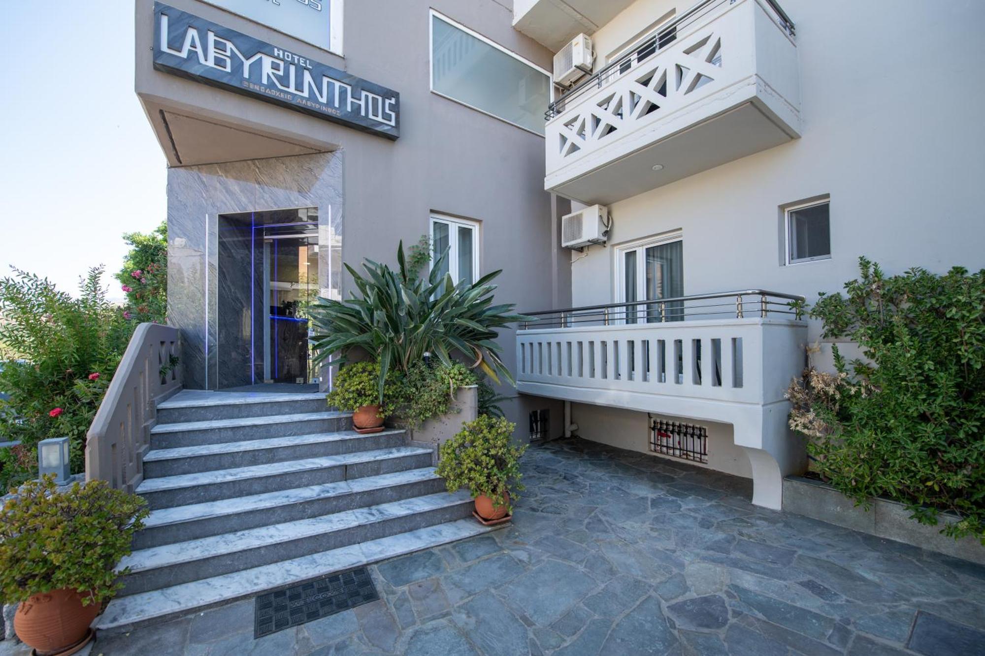 جورجيوبوليس Labyrinth Hotel المظهر الخارجي الصورة