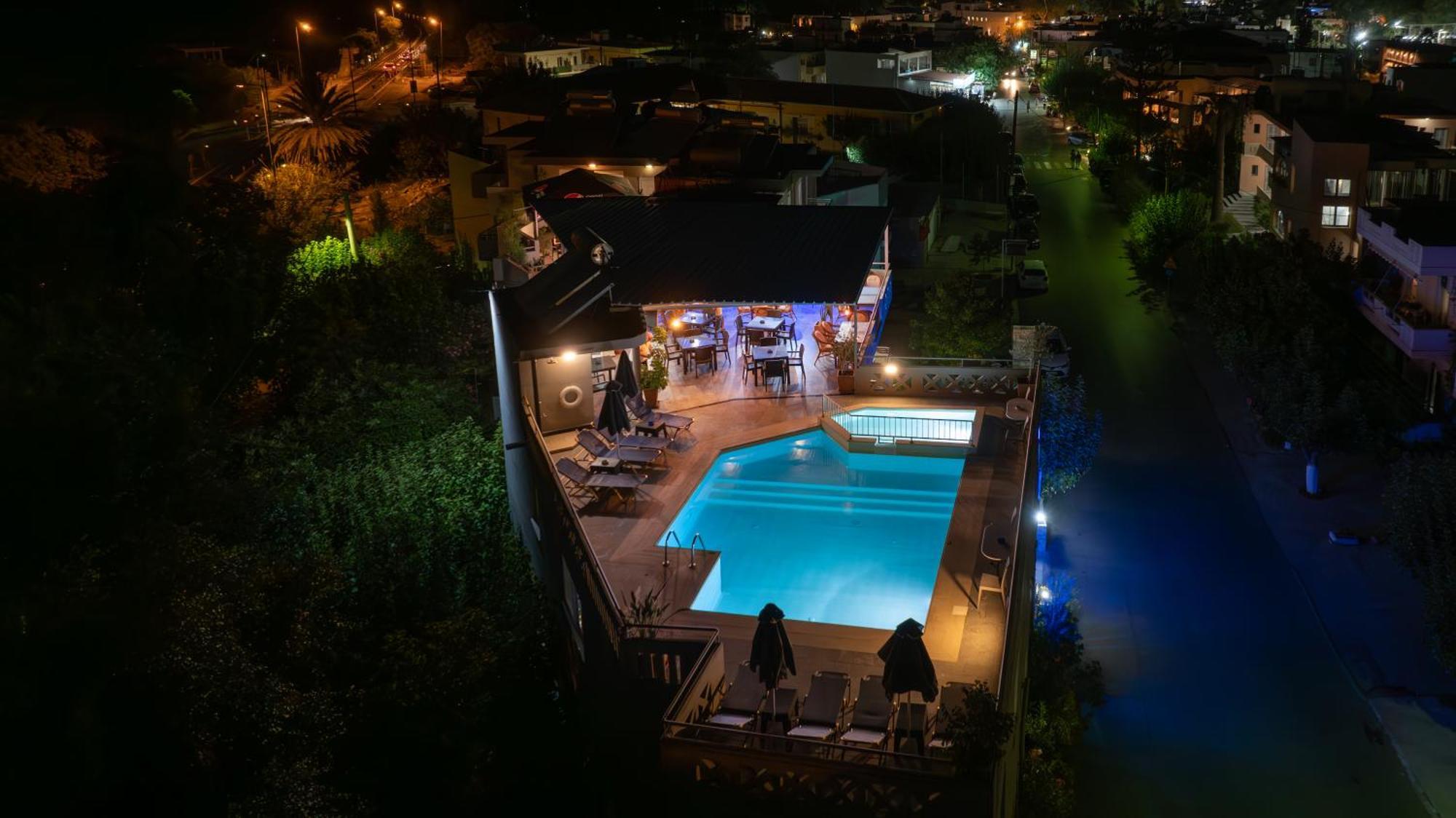 جورجيوبوليس Labyrinth Hotel المظهر الخارجي الصورة